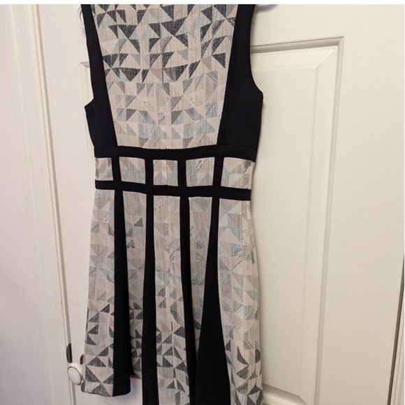 BCBG dress - Picture 7 of 8